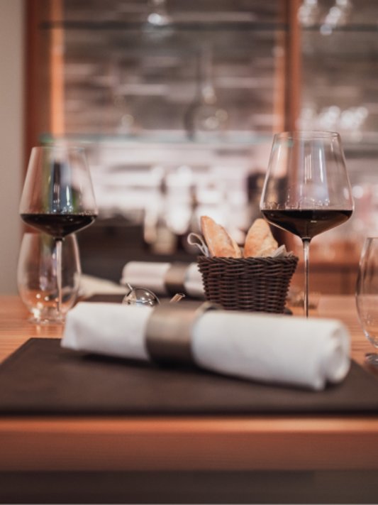 Bistro and wine cellar